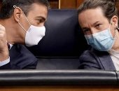 رئيس حكومة إسبانيا ونائبه يتلقيان لقاح كورونا اليوم فى محاولة لزيادة الوعى