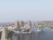 السلطات الصينية تفجر كوبرى ضخم على نهر فى ثوان معدودة.. اعرف القصة