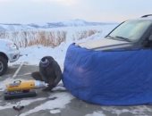 مدينة روسية تلجأ لتدفئة السيارات لانخفاض درجات الحرارة 50 تحت الصفر.. فيديو