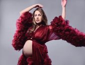 مريم أوزرلى فى جلسة تصوير جديدة خلال الشهور الأخيرة من الحمل.. صور