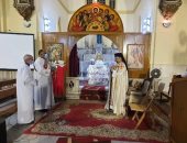 الكنائس الكاثوليكية تنظم قداسات للاحتفال بالعام الميلادى الجديد .. صور