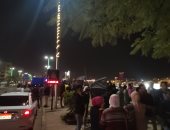 رغم تحذيرات كورونا.. شباب وفتيات أسوان يحتفلون برأس السنة على الكورنيش.. صور