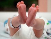 انتصرت على كورونا.. بريطانية تفاجئ بولادة طفلتها عقب الإفاقة من غيبوبة