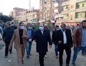 نائب محافظ الجيزة يتفقد مشروع الرصف بطريق الكوم الأحمر بأوسيم