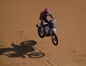 انطلاق سباق الدراجات النارية خلال رالى داكار 2021 فى السعودية