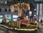 حى الأزبكية يزين شارع رمسيس احتفالا بعيد الميلاد المجيد.. فيديو