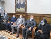 محافظ القليوبية ومدير أمن القليوبية يهنئان الأنبا مكسيموس بعيد الميلاد المجيد..فيديو وصور