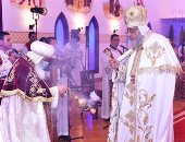 العالم هذا الصباح.. ارتفاع وفيات اقتحام أنصار ترامب لمبنى الكونجرس إلى 4 أشخاص.. الصين تهزم كورونا.. والسياحة تسجل أرقاما تاريخية .. البابا تواضروس يترأس قداس عيد الميلاد.. صور