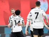 يوفنتوس يمنح ميلان هزيمته الأولى فى الدورى الإيطالى.. ألبوم صور