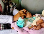 فحص 9084 طفلا حديث الولادة ضمن مبادرة السمعيات بالمنيا.. صور