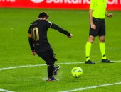 غرناطة ضد برشلونة .. ميسي يسجل رقما قياسيا في الدوري الإسباني