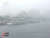 الشبورة المائية تغطى المحاور والطرق الرئيسية في القاهرة والجيزة.. صور