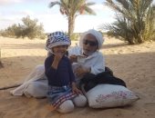 قصة عشق بين معلم ومهنته بشمال سيناء.. "زايد" على المعاش ويتطوع لتعليم الأجيال