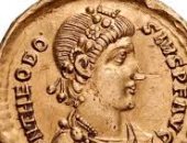 س و ج .. ثيودوسيوس الأول إمبراطور رومانى اضطهد الوثنية وانتصر لـ المسيحية؟ 