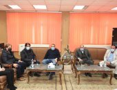 محافظ الشرقية يلتقى أعضاء مجلسى النواب والشيوخ عن دائرة أبو حماد والقرين
