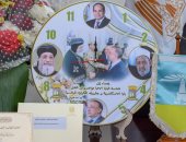 محافظ الإسكندرية يقدم هدية إلى البابا تواضروس لتهنئته بعيد الميلاد المجيد 