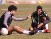 أحمد ياسر ريان يشارك فى مران سيراميكا 