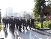 محافظ بورسعيد ووفد المنظمة العربية يتفقدون الحديقة التاريخية بحى الشرق.. صور