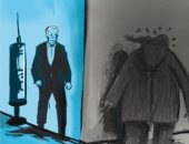 كاريكاتير اليوم.. فيروس كورونا يتربص بالإنسان لإصابته في وجود اللقاحات