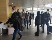 وصول 3 منتخبات لمطار برج العرب استعدادا للمشاركة فى كأس العالم لليد.. صور