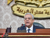 رئيس مجلس النواب يطالب أعضاء المجلس الالتزام بالتقاليد البرلمانية