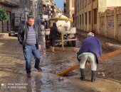 تحسن فى الأحوال الجوية واستمرار رفع مياه الأمطار بكفر الشيخ.. صور