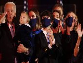 سكان البيت الأبيض الجدد.. من هم أفراد عائلة الرئيس الأمريكى؟.. السيدة الأولى جيل تعمل أستاذ جامعى.. هانتر وأشلى أبناء بايدن بالإضافة لـ5 أحفاد.. الكلبان تشام ومايجور..وقطة تسكن البيت الأبيض لأول مرة منذ عهد بوش