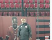 شاهد صدمة الخطيب وانفعال موسيمانى بعد تقدم المقاولون على الأهلى