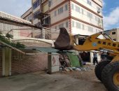 رئيس جهاز مدينة دمياط الجديدة يقود حملة لرفع الإشغالات وإزالة المخالفات 