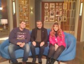 مي كساب وأحمد فتحى يسترجعان ذكريات الطفولة والمدرسة مع عمرو الليثى