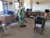 تطهير الشوارع والمنشآت وحملات لمتابعة الالتزام بارتداء الكمامة بالبحيرة..صور