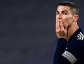 بيرلو عن اتهام رونالدو بخرق قيود كورونا: فى الإجازة يفعل ما يريد