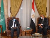 وزير الخارجية يستقبل رئيس مفوضية الاتحاد الأفريقى فى قصر التحرير 
