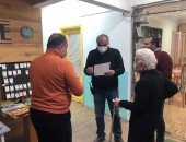 حى الدقى يغلق مركزين للدروس الخصوصية ويرفع اشغالات الباعة.. صور