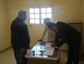 رئيس مدينة الحسنة بشمال سيناء يحيل 13 موظفا للتحقيق بسبب تغيبهم عن العمل