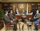 محافظ كفر الشيخ يستقبل وفد وزارة التخطيط لتفقد 12 مركزا تكنولوجيا
