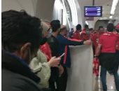 هتافات جماهير الأهلي ترج ملعب المدينة التعليمية بقطر قبل مباراة الدحيل.. فيديو