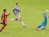 مانويل نوير يسجل رقما قياسيا فى الدوري الألماني قبل موقعة الأهلي بالمونديال