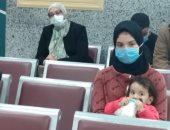 جامعة المنصورة تستقبل طفلة نبروه المعذبة وتبدأ رحلة علاجها بقسم الأوعية الدموية