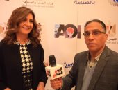 نبيلة مكرم للمصريين فى الخارج: مكتبى مفتوح لكل الطيور المهاجرة.. فيديو