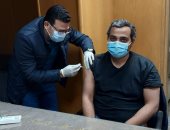 محافظ بنى سويف يتابع بدء تلقى الأطقم الطبية بمستشفيات العزل لقاح كورونا