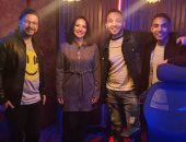 المطربة الأمريكية اليز ليبيك تسجل أغنية جديدة بالعربى والإنجليزى فى مصر