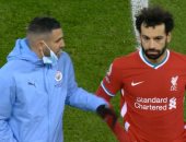 حوار غامض بين محمد صلاح ومحرز عقب نهاية لقاء ليفربول ضد مان سيتي.. فيديو