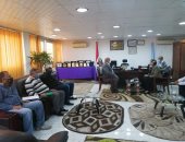 رئيس مدينة سفاجا تعقد اجتماع لمتابعة مشروعات مبادرة حياة كريمة بقرية النصر