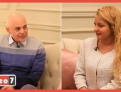 شاهد طفل الوسية بعد 30 عاما.. أحمد عزت "سوبر ستار أطفال الثمانينيات" فى حوار خاص لبرنامج #خلف_خلاف