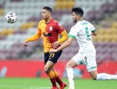 كوكا: مصطفى محمد سيتألق فى أوروبا.. ومروان محسن ينقصه التوفيق