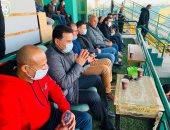 حسام البدري وجهاز المنتخب فى مباراة طلائع الجيش وسموحة