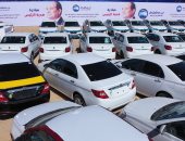 "هدية الرئيس" مكافأة السائقين الملتزمين باستبدال سياراتهم القديمة بالجديدة.. السائقون يوجهون التحية والشكر للرئيس السيسي على مبادرته.. واستقبال حافل للمستفيدين.. والمبادرة تحمل مميزات عديدة للمواطنين.. فيديو