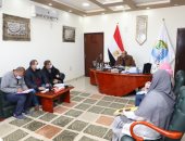 مياه أسيوط تعقد اجتماعاً طارئاً لمناقشة آليات تنفيذ مبادرة حياه كريمة