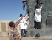 "السياحة والآثار"  تطلق حملة تنظيف وصيانة التماثيل بالميادين العامة